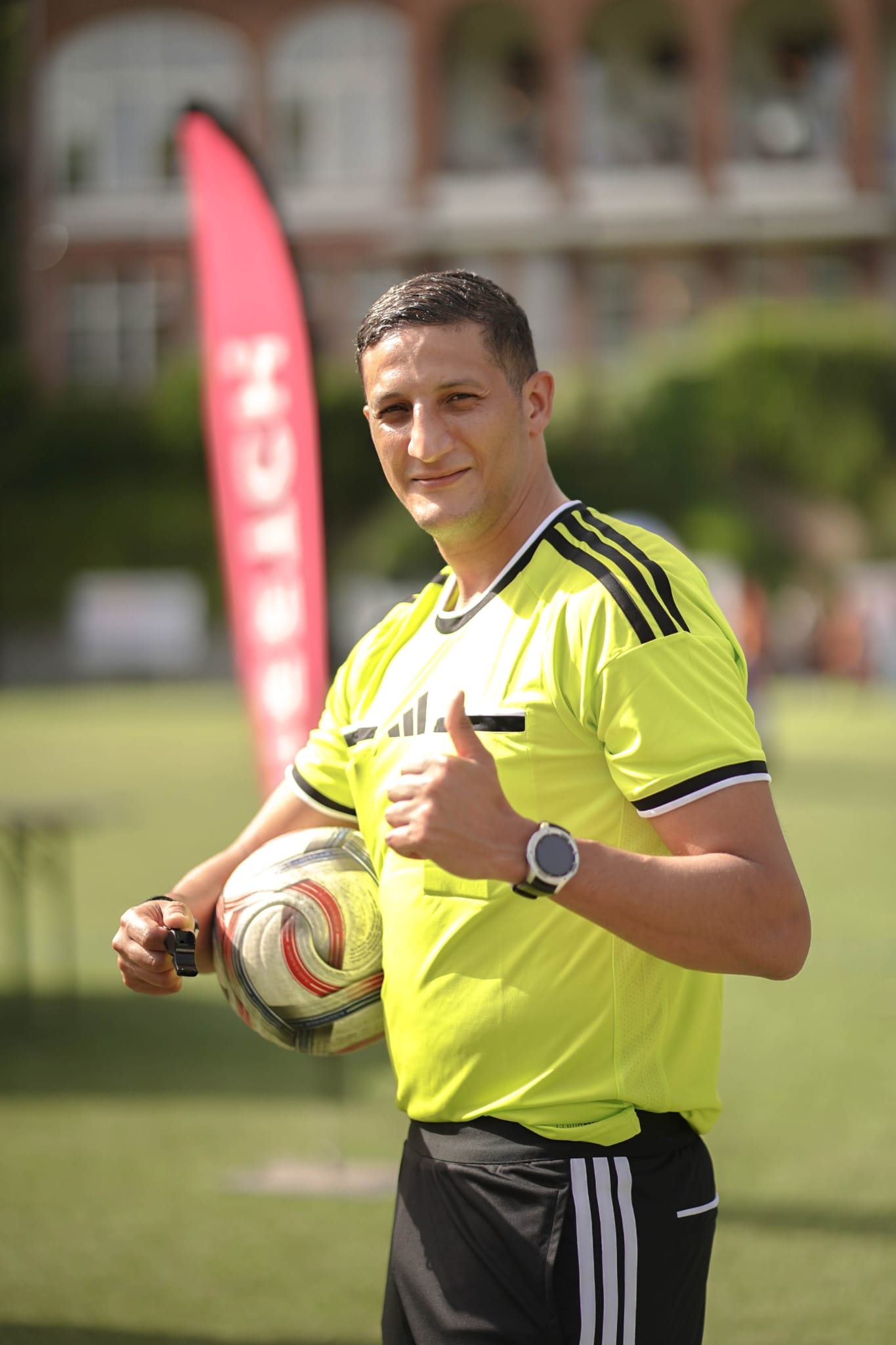 Referee